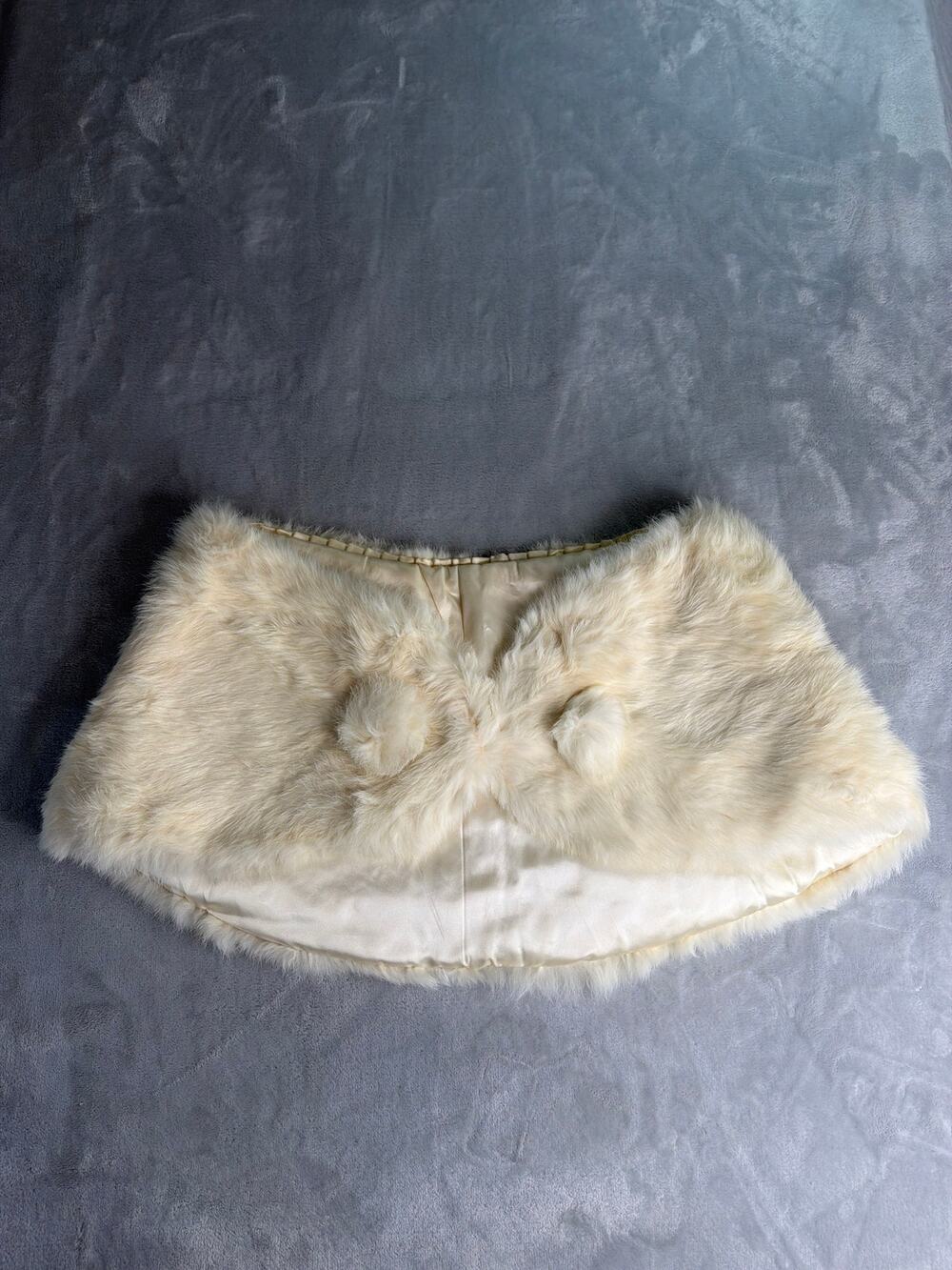 Vintage 50s 60s Ivory White Rabbit Fur Stole Capelet Wrap Pom Pom Bridal Wedding